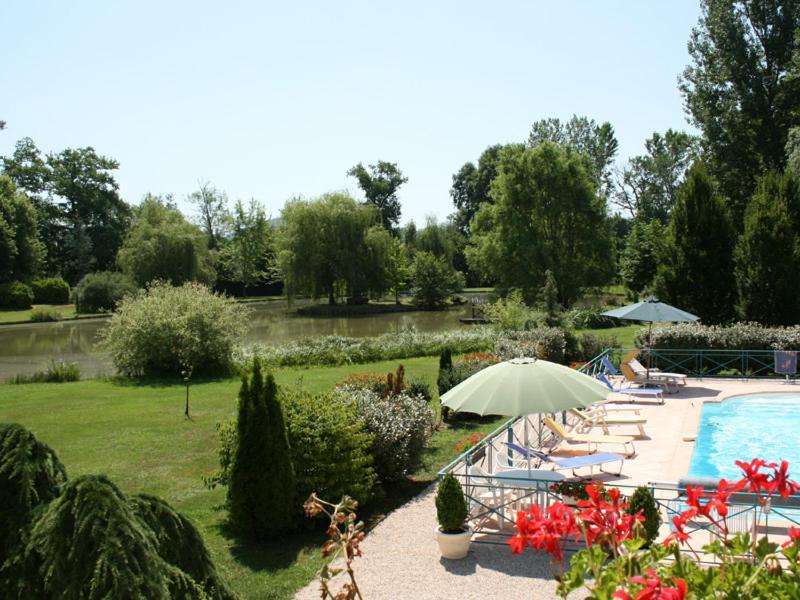 Moulin Du Soustre Bed & Breakfast Cavagnac Exterior photo
