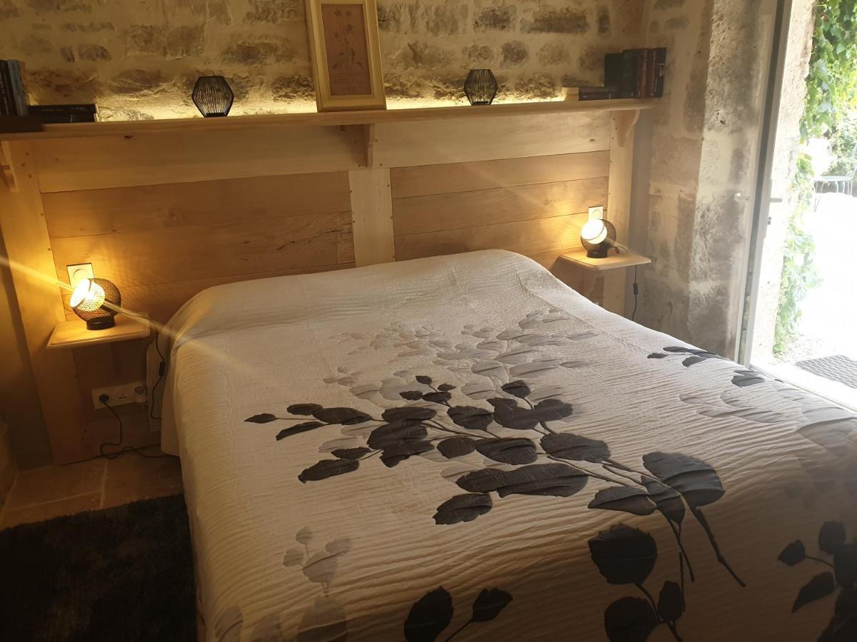 Moulin Du Soustre Bed & Breakfast Cavagnac Exterior photo